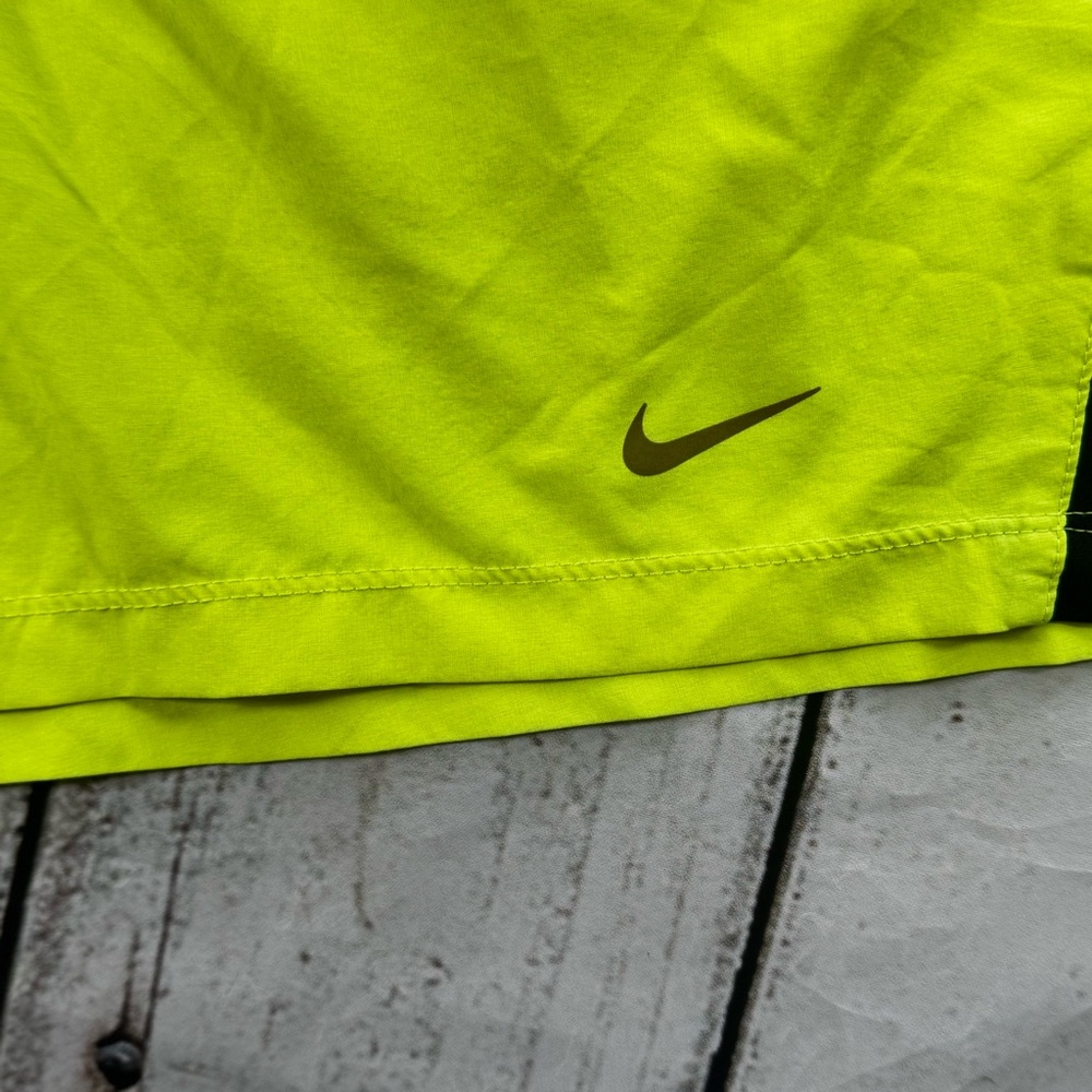 Nike Dri-FIT Men’s Large Neon Yellow Running Shorts Zipper Pocket - Picture 7 of 10